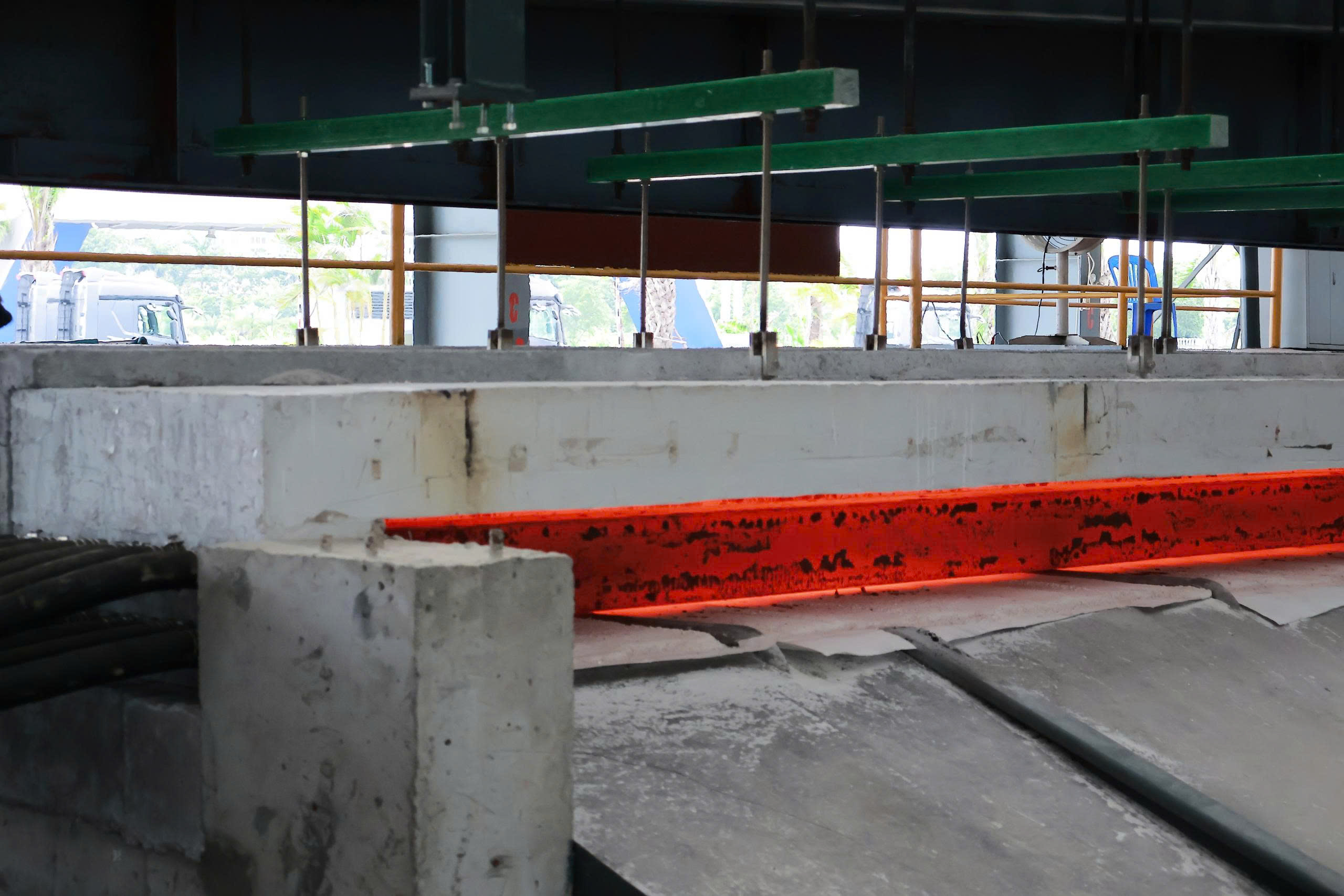 LÒ NUNG CẢM ỨNG VINASTEEL VẬN HÀNH ỔN ĐỊNH TRONG GIAI ĐOẠN CHẠY THỬ
